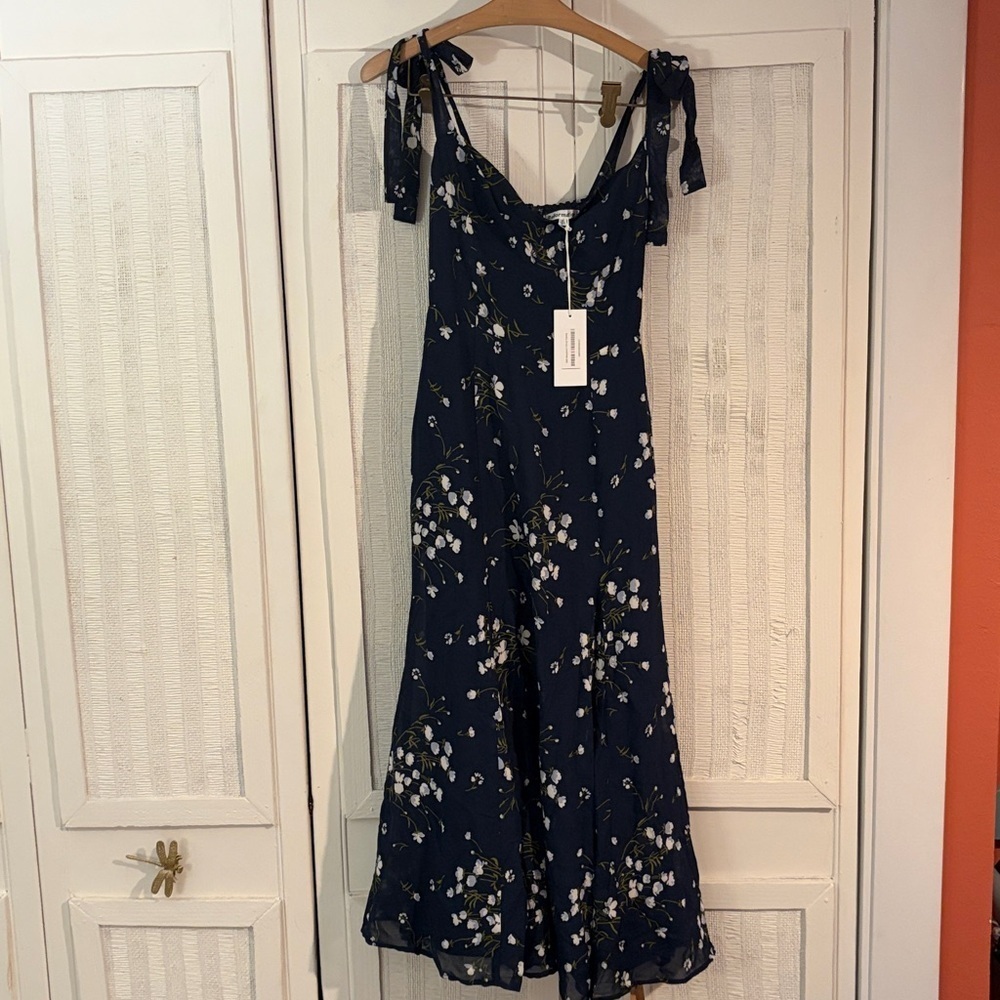 NWT Reformation Nadira Midi Dress in Chopine | Navy Floral - size 0 - Picture 5 of 10
